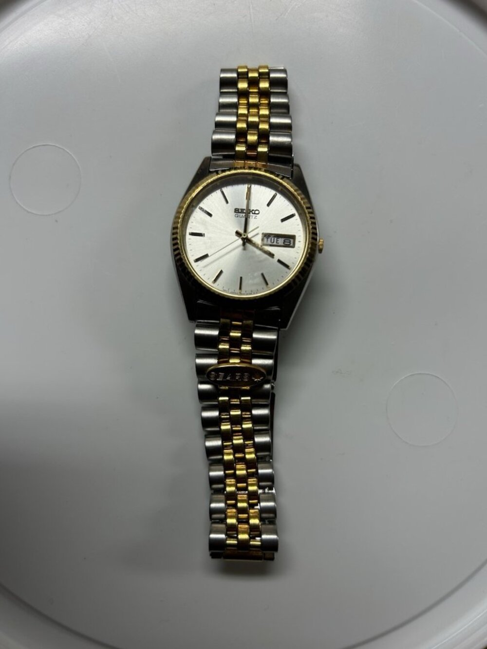 Vintage Seiko President Men 7N43-8111  Two Tone Quartz 34mm Watch Not Running✅